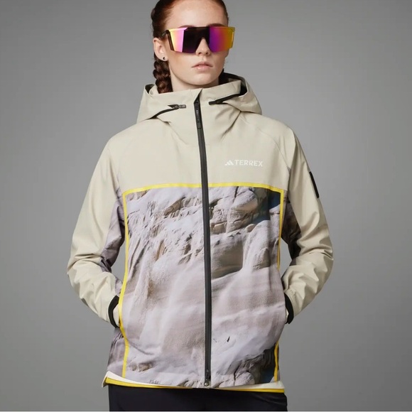 adidas Terrex National Geographic RAIN.RDY Jacket - Picture 6 of 7